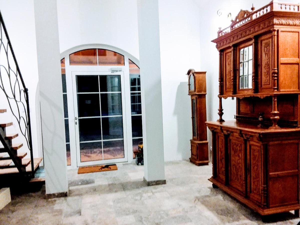 جانوويك Dworek Akacja Uslugi Hotelarskie المظهر الخارجي الصورة