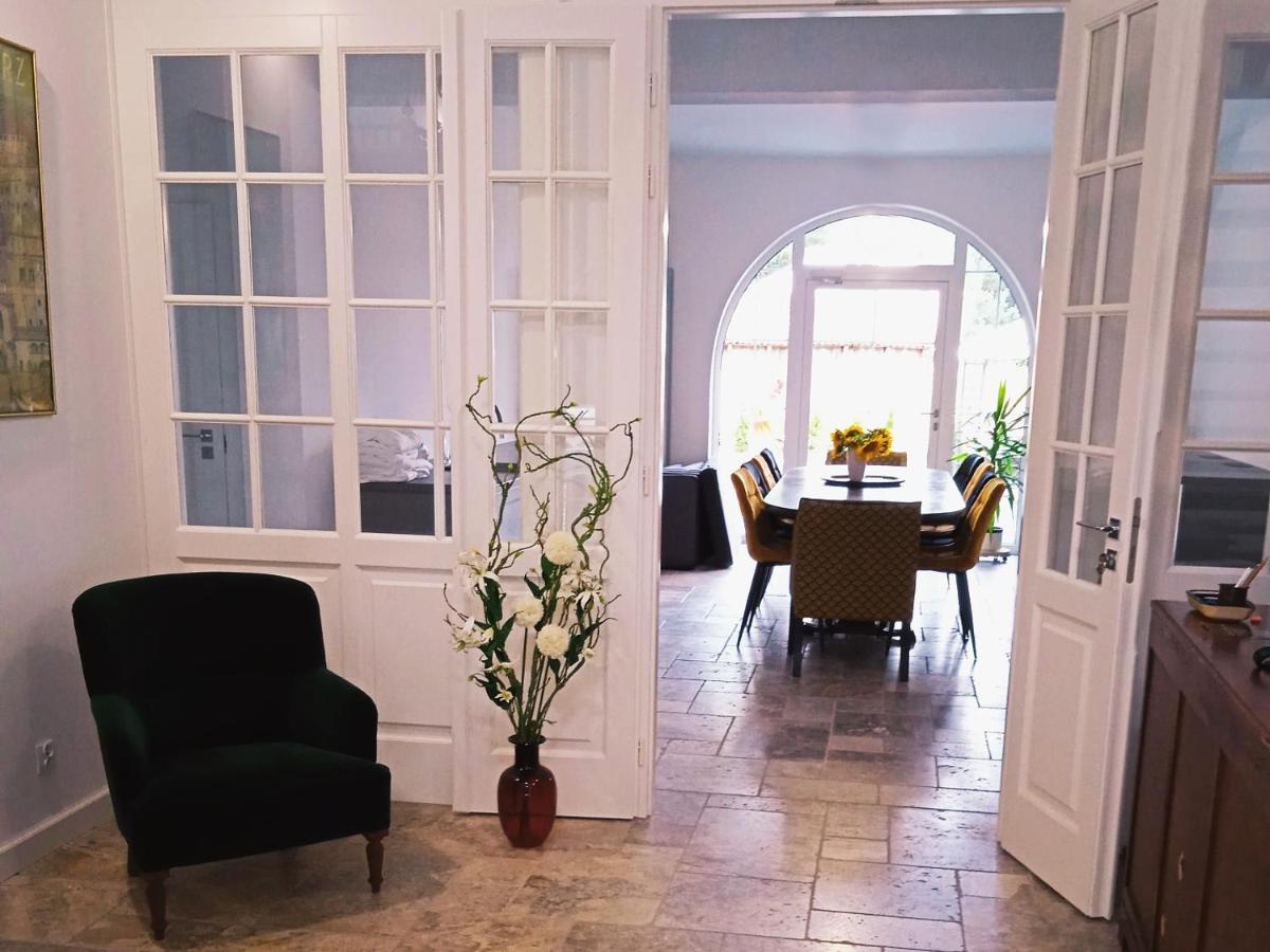 جانوويك Dworek Akacja Uslugi Hotelarskie المظهر الخارجي الصورة